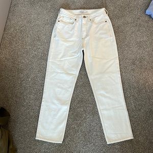 Elizabeth & James White High-Rise Vintage Straight Leg Jeans Size 2 - 26